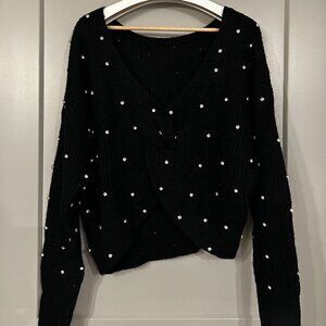 BLACK CROP TWISTED SWEATER WITH CUBICS